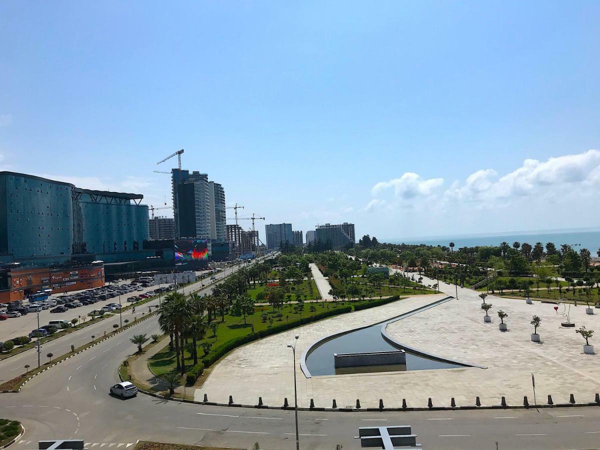 Orbi Beach Tower Batumi Exterior foto